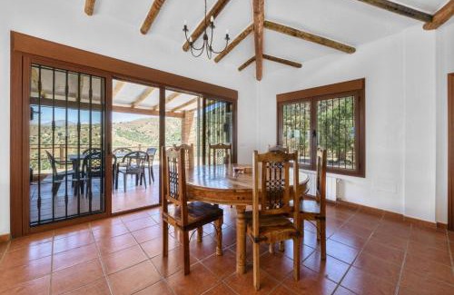 Canillas de Aceituno Villa | Casa del Molino