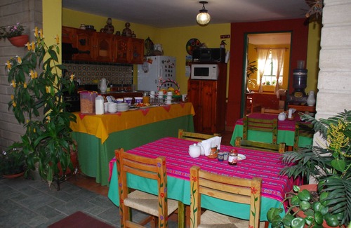 Guadalajara Bed & Breakfast | Casa del Retoño
