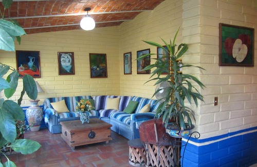 Guadalajara Bed & Breakfast | Casa del Retoño