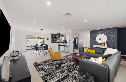 Palm Springs House | Casa del Sol with Pool in Palm Springs