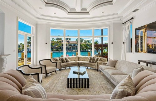 Lighthouse Point Villa | Casa del Toro Mansion