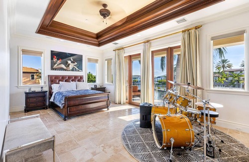 Lighthouse Point Villa | Casa del Toro Mansion