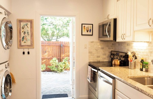 Safety Harbor House | Casa del Tren - Rare Availability + Serious Fun!