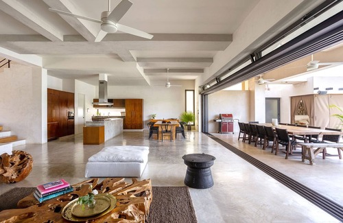 Bouvet Island Villa | Casa del Viento: 5BR Villa w/Pool, Lagoon access with Jetty in Puerto Aventuras