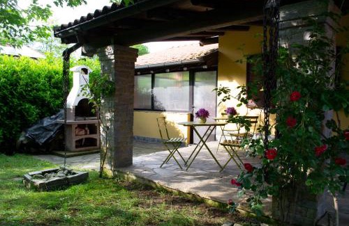 Oleggio Castello House | Casa di Nina