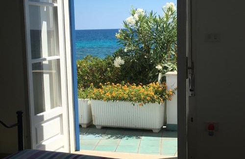 Marina di Mancaversa House | Casa Direttamente sul mare