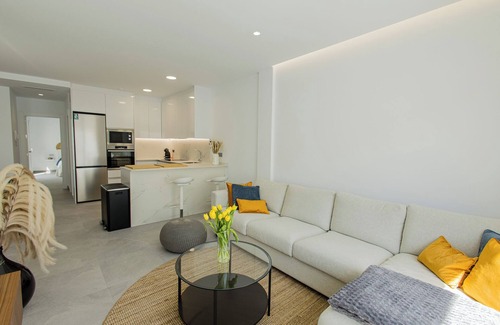 San Fulgencio Villa | Casa Divaa Relax and enjoy in luxurious new construction villa with private pool.
