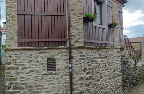 O Pino House | Casa do Horreo