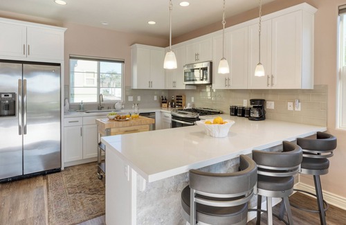 Downtown House | Casa do Sol by AvantStay | Rooftop Deck w/Ocean Views | 2 blocks to Beach!