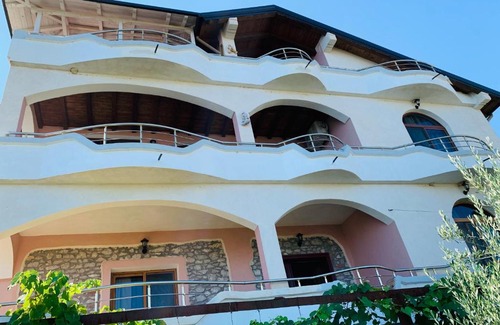 Shkoder House | CASA DOLCE CASA