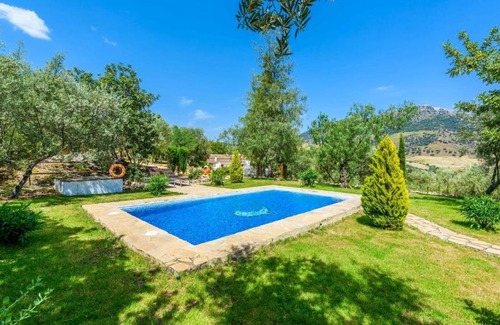 Montecorto Villa | Casa El Rancho Montecorto by Ruralidays