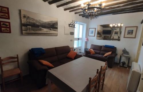 Niguelas House | Casa Eras