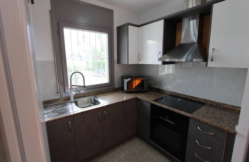 Riumar Ski Chalet | CASA ESPERANZA 1, Ideal house for your holidays near the sea, free wifi, air conditioning optional, private pool, pets allowed, dog’s beach