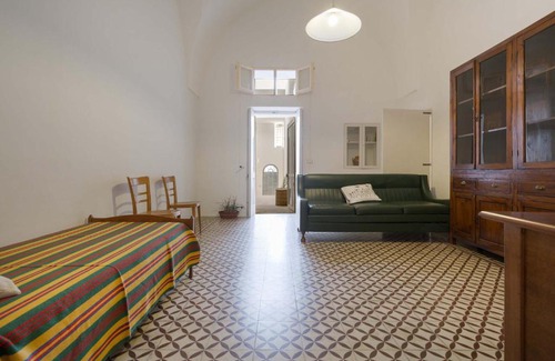 Sannicola House | Casa Gege' by BarbarHouse