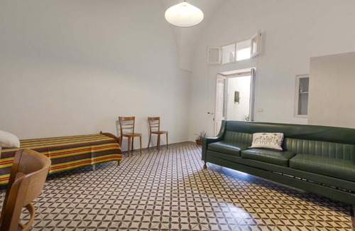 Sannicola House | Casa Gege' by BarbarHouse