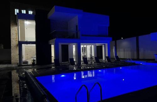 Yautepec House | Casa Girasol