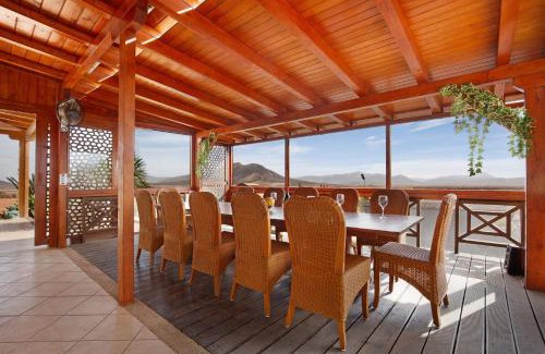 Triquivijate House | Casa Glory