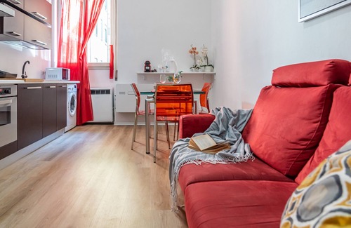 Pavia Apartment | Casa Golgi