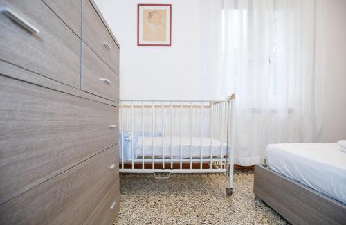 Mestre Apartment | Casa Gozzi - Convenient free parking in Venice