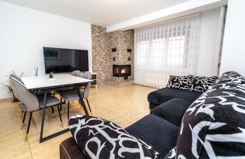 Valderrobres Apartment | Casa Ianco &Rares