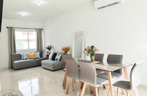 Puerto Juarez House | Casa Itzae
