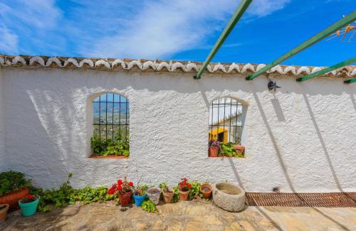 Alcaucin House | Casa Jardin Del Olivar Für 18 Personen