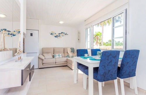Cala'n Bosch Apartment | Casa Julia B8: Ideal for families wanting to discover Menorca.