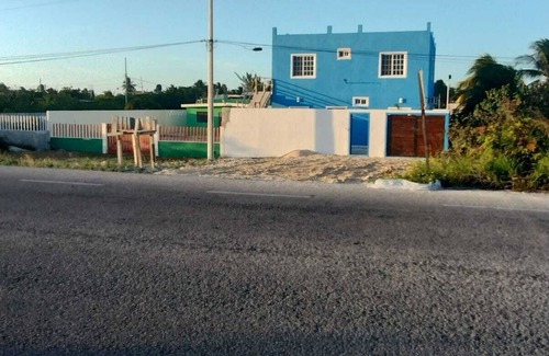 Chuburna Puerto House | Casa La Paz 3-bedroom house with AC in charming Merida