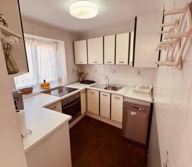 Torremolinos House | Casa La Raspa COZYINNS