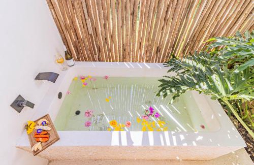 Bacalar Ski Chalet | Casa Laila Cozy House in Bacalar Center