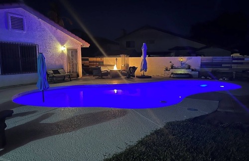 Yuma House | Casa Laissez-Faire: A 2800+ SqFt Private Desert Oasis with Private Pool.