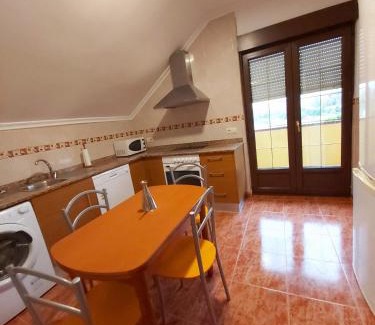 Hinojedo Apartment | Casa Laurel 1