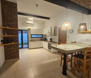 Villa Maria House | Casa LH en Villa María, Córdoba
