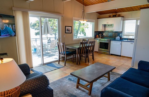 Central Okanagan Villa | Casa Loma 408-Two Bedroom Villa-North Beach