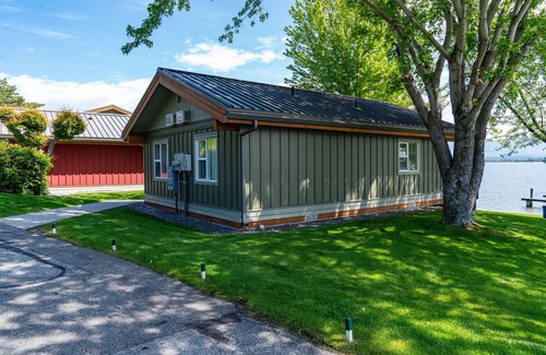 Central Okanagan Villa | Casa Loma 408-Two Bedroom Villa-North Beach