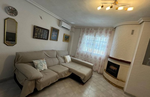 Gran Alacant Ski Chalet | Casa Luna Gran Alacant