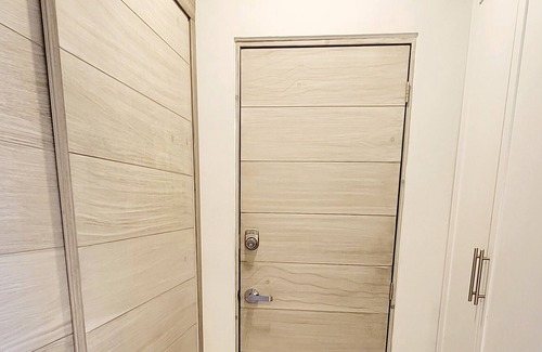 Zona Hotelera Norte Condo | Casa Luxe in Peninsula Grand Condominiums