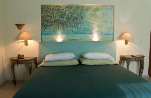 Lafayette Hotel | Casa Madonna La Providence