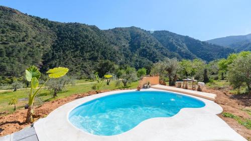 Tolox Villa | Casa Madrono Tolox by Ruralidays