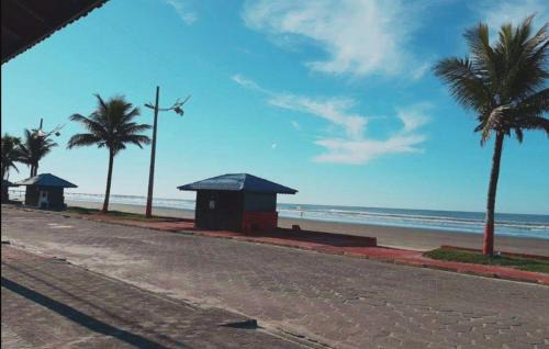 Mongagua House | Casa magnífica na praia