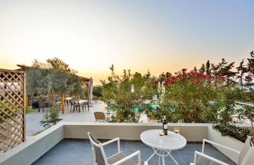 Chorafakia Hotel | Casa Manolesos