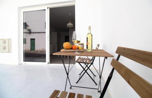 La Santa Apartment | CASA MAR GINES , COMODIDAD Y CERCANIA A TU MANO.