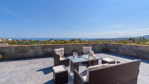 Almayate Alto Villa | Casa Maria de Velez Almayate Alto by Ruralidays