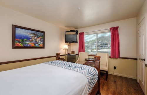 Catalina Island Hotel | Casa Mariquita Standard King Ensuite Room