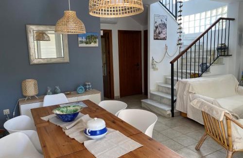 San Jose House | CASA MARITE