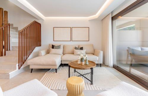 Istan Apartment | Casa Masari - Designer townhouse with views near Puerto Banus