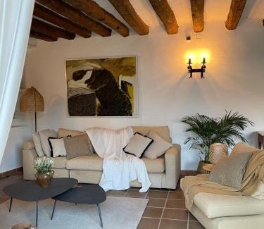 Agon Villa | Casa Medina
