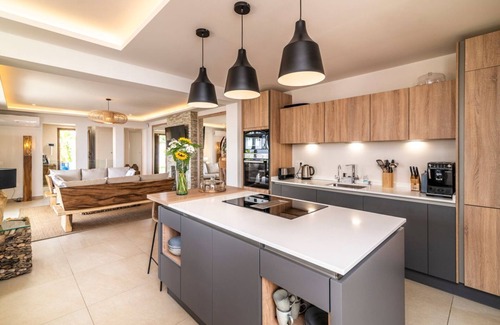 Mijas Villa | Casa Mijas - Six Bedroom Villa, Sleeps 12