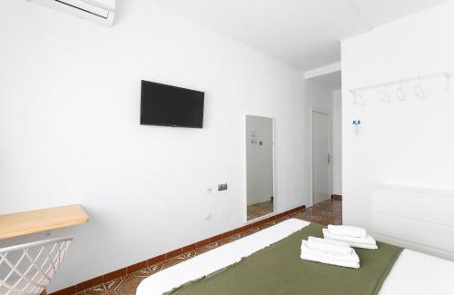 Alicante House | CASA MILA SV guesthouse