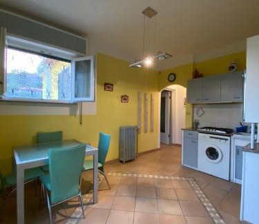 Sanremo Apartment | CASA MIMOSA: relax, vista mare, parcheggio gratis